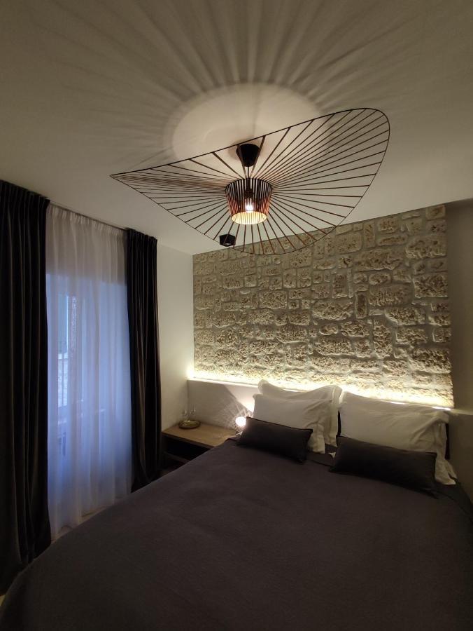 Aparthotel St. Clara Old Town à Šibenik Extérieur photo